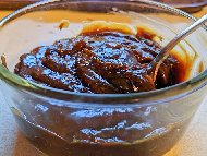 Бърз домашен сос Хойсин с фъстъчено масло
